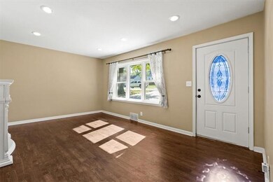 11418 W 68th St, Shawnee, KS 66203 - photo 4