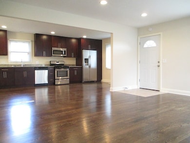 417 Public Service Rd, Waukegan, IL 60085 - photo 5