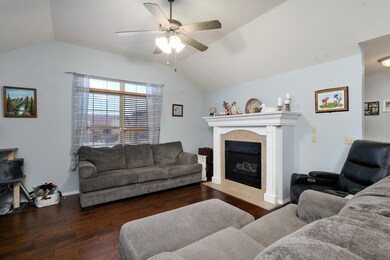 791 Hickory Lane-15