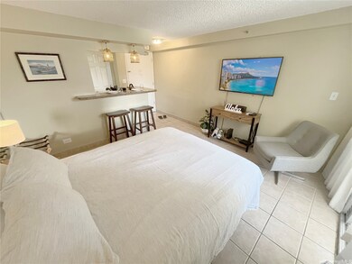 2450 Prince Edward St unit 905A, Honolulu, HI 96815 - photo 3