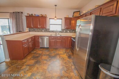 1550 Mardis Place W, Jacksonville, FL 32205 - photo 6