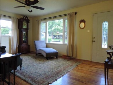 56 Tipperary Dr, Asheville, NC 28806 - photo 5