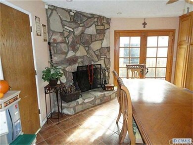 Living Room w/ Fire Place