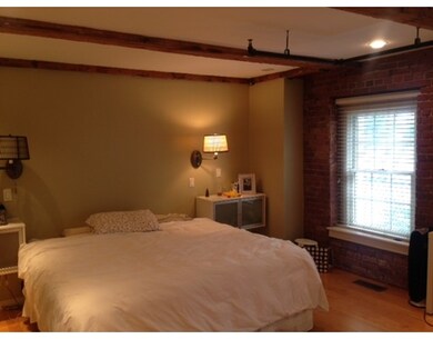 8-14 Newcomb St unit 9, Boston, MA 02118 - photo 5