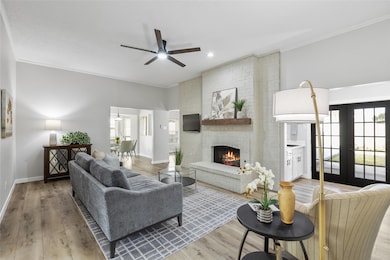 2619 Fallcreek Dr, Carrollton, TX 75006 - photo 7