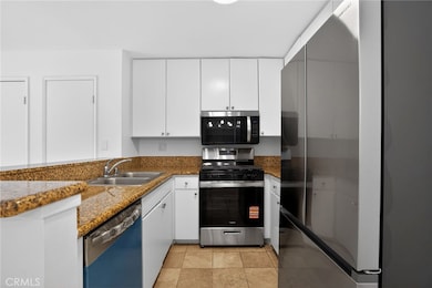 18808 Mandan St unit 309, Canyon Country, CA 91351 - photo 5