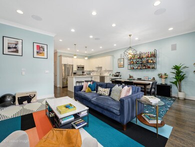 4834 N Damen Ave unit 2, Chicago, IL 60625 - photo 4