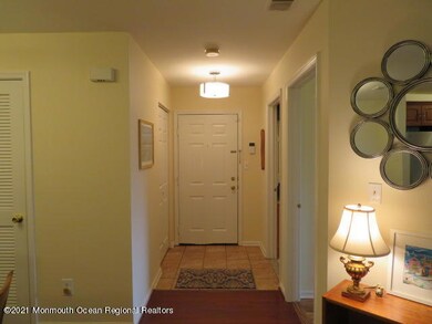 220 Wedgewood Cir, Belford, NJ 07718 - photo 3