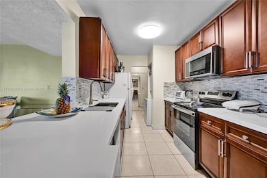 5570 NW 44th St unit 501A, Lauderhill, FL 33319 - photo 2
