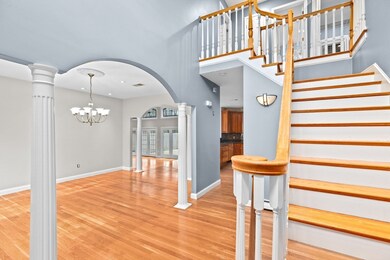 2 Plumfield Ln, Bridgewater, MA 02324 - photo 3