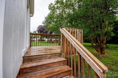 331 Fieldstone Cir, Statesville, NC 28677 - photo 5