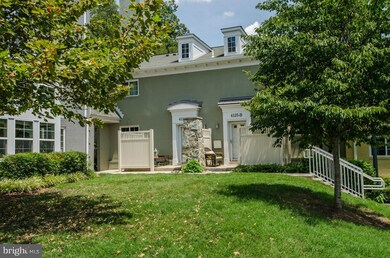 4125 S Four Mile Run Dr unit B, Arlington, VA 22204 - photo 6