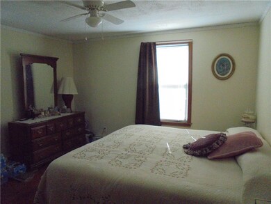 16 Wilcox St, Warwick, RI 02889 - photo 7