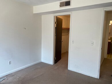 176 Maple Ave unit 5-36, Rutland, MA 01543 - photo 6