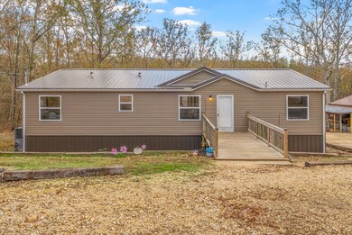 197 Old Homestead Rd, Big Sandy, TN 38221 - photo 2