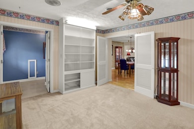 801 Sweetbriar Ave, Whiteland, IN 46184 - photo 6