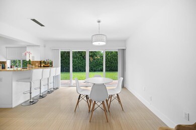 811 Capri St, Coral Gables, FL 33134 - photo 3