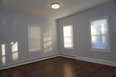 107 Pond St unit 1, Waltham, MA 02451 - photo 2