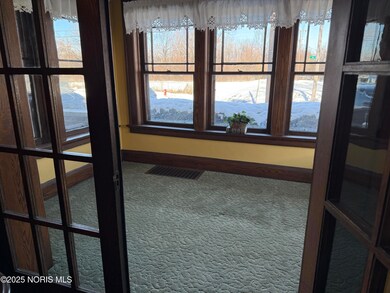 2554 York St, Toledo, OH 43605 - photo 6