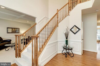 2211 Glenheather Dr, Falls Church, VA 22043 - photo 2