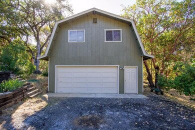 7472 Old Stage Rd, Central Point, OR 97502 - photo 6