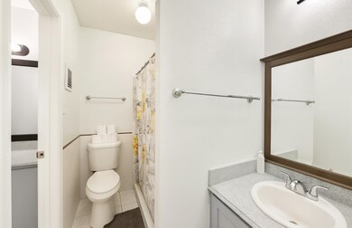 8405 Wilcrest Dr unit 2902, Houston, TX 77072 - photo 7