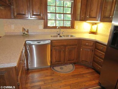 Kitchen - New Stainless Steel Appliances!