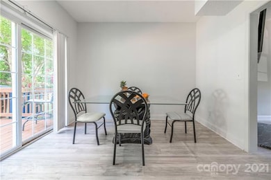 714 Berkshire Dr, Statesville, NC 28677 - photo 6