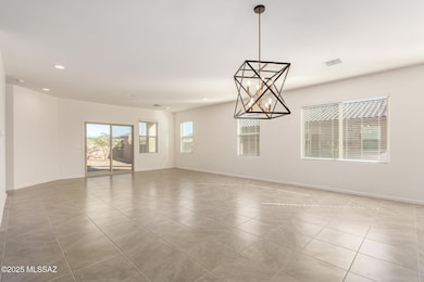7831 S Walnutview Dr unit 1, Tucson, AZ 85757 - photo 4