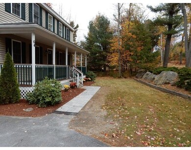 64 Saunders St, Gardner, MA 01440 - photo 2