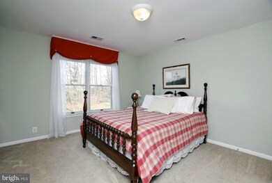 4375 Capital Dr, Sykesville, MD 21784 - photo 5