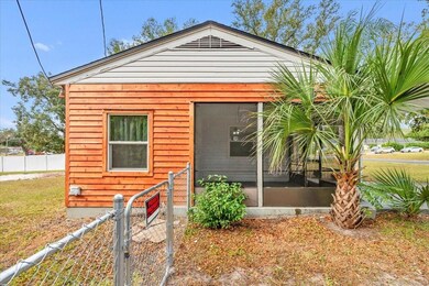 307 Carleton St, Lakeland, FL 33803 - photo 5