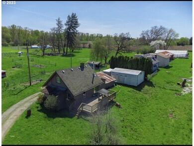 30031 Collins Rd, Junction City, OR 97448 - photo 2