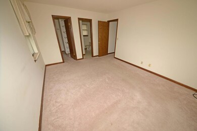 142 Dovenshire Dr, Crossville, TN 38558 - photo 6