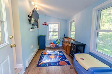 5 Ermer Rd, Derry, NH 03038 - photo 5