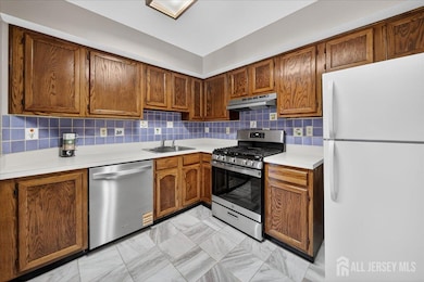 306 Trinity Ct unit 12, Princeton, NJ 08540 - photo 6