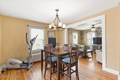 11 May St, Rensselaer, NY 12144 - photo 4