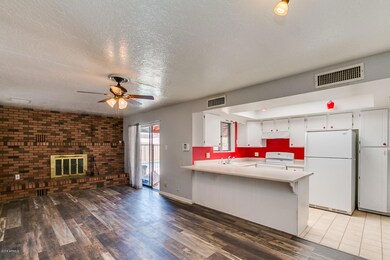 3838 W Eva St, Phoenix, AZ 85051 - photo 5