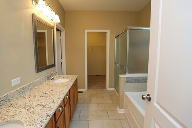 1012 Hummingbird Cir, Joliet, IL 60431 - photo 4