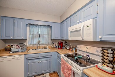 200 Emerald Way, Spartanburg, SC 29302 - photo 5