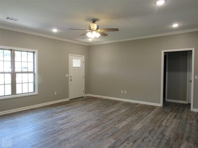 1005 William Hall Dr, Paragould, AR 72450 - photo 2