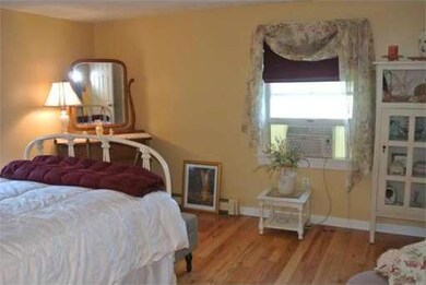 70 Meadow Rd, Portsmouth, NH 03801 - photo 6