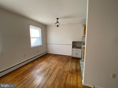 661 Dixon St, Allentown, PA 18103 - photo 7