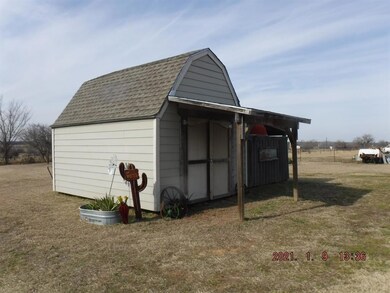 1490 Jay Bird Rd, Springtown, TX 76082 - photo 7