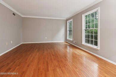 8 Aspen Ct, Holmdel, NJ 07733 - photo 4