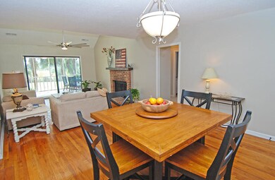 MLS5_dining 2