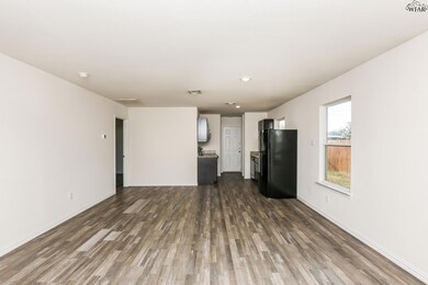 1208 Williams Ave, Wichita Falls, TX 76301 - photo 5