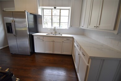 10318 Wolbrook St, Houston, TX 77016 - photo 5