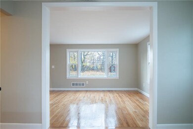 128 Airway Rd, Warwick, RI 02886 - photo 5