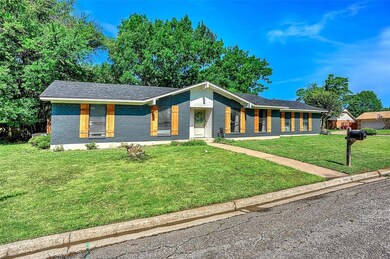 2135 N Village Dr, Bonham, TX 75418 - photo 2